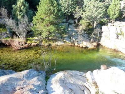 quema Turrón; El Yelmo, La Pedriza; viajes de solteros jovenes escapadas vacaciones lago de sanabri